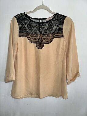 Forever 21 | Cream Black Lace Mesh Blouse 3/4 Sleeve | S